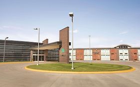 Country Inn & Suites By Radisson, Fergus Falls, Mn